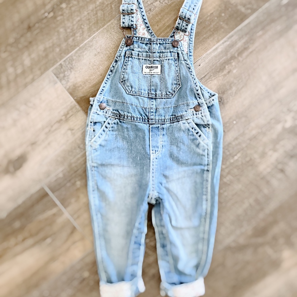 🎉 5/$20 OshKosh Floral Trim Overalls For 18 months